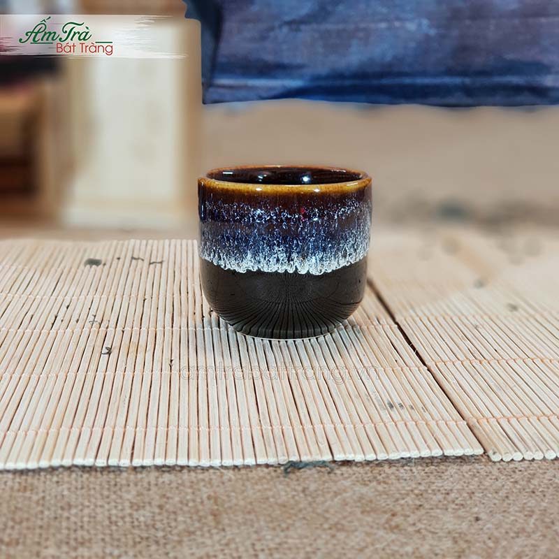 Chén trà men hỏa biến