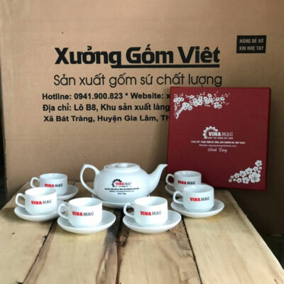 Bộ ấm chén in logo VINAMAC dáng nắp lõm màu trắng XG-AC25
