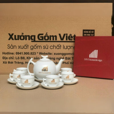 Bộ ấm chén in logo Divi homedesign dáng bầu tròn màu trắng viền kim XG-AC68