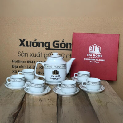 Bộ ấm chén in logo STA Home dáng vuông màu trắng họa tiết viền kim XG-AC84
