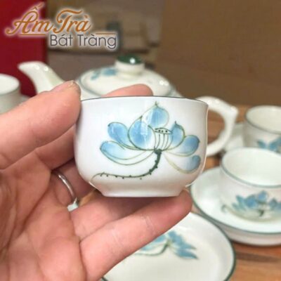 bo-am-tra-ve-tay-qua-tang-in-logo-quai-vuong-ve-sen-xanh-atbt-vt03 (7)