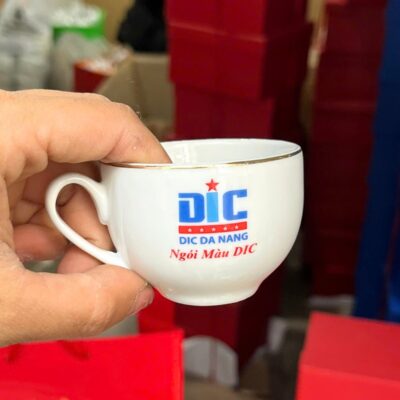 bo-am-chen-men-trang-in-logo-dang-buoi-lua-ke-chi-vang-atbt-mt05