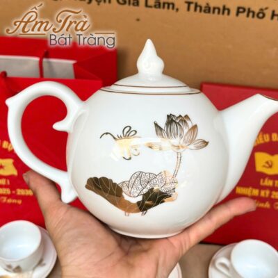 bo-am-chen-ve-tay-in-logo-qua-tang-sen-chuon-vang-kim-dang-buoi-lua-atbt-vt33 (5)
