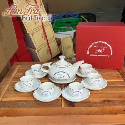 bo-am-tra-men-trang-qua-tang-in-logo-dang-voi-voi-ke-chi-vang-atbt-mt07 (2)