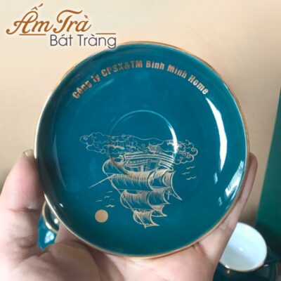 bo-am-tra-men-mau-xanh-ngoc-qua-tang-in-logo-dang-dai-cat-thuan-buom-ke-chi-vang-atbt-mm01 (8)