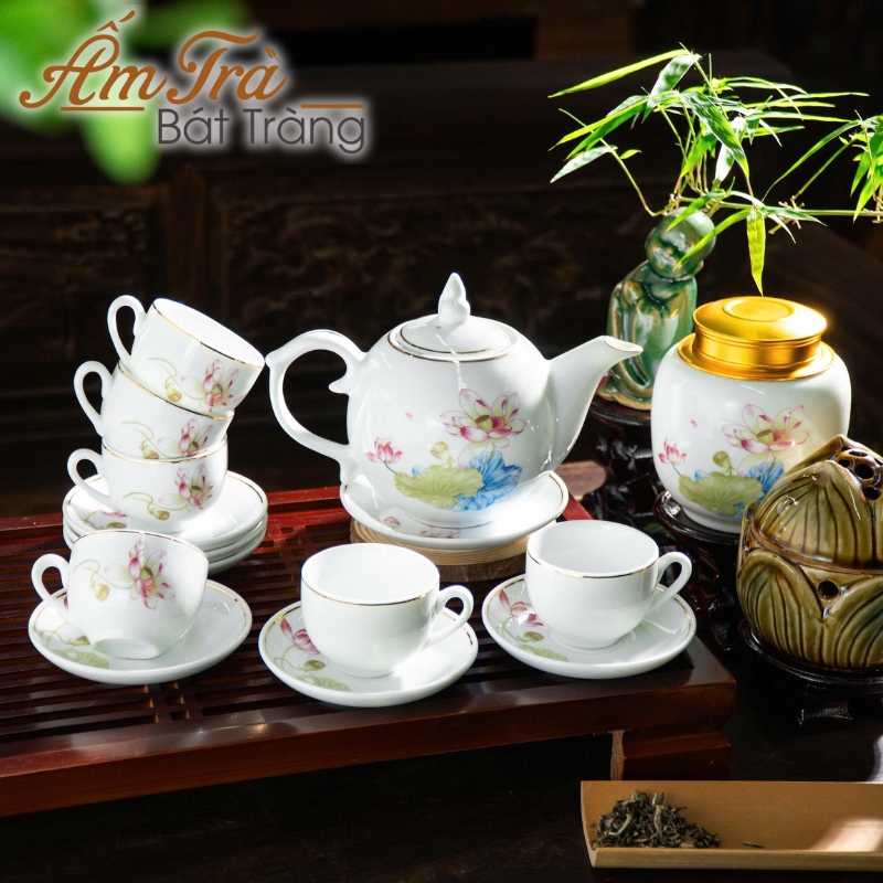 bộ ấm chén hoạ tiết decal in logo quà tặng Tết (1)