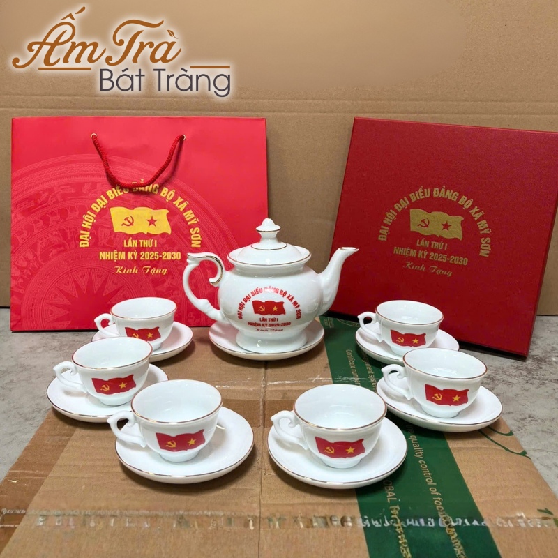bo-am-chen-men-trang-qua-tang-in-logo-dai-hoi (9)